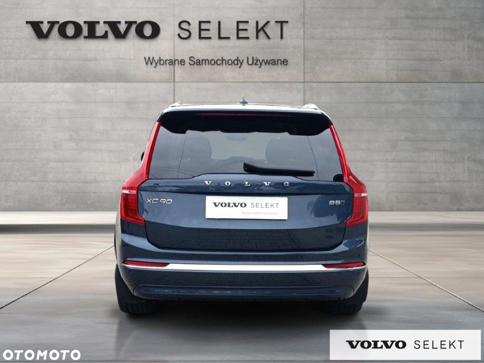 Volvo XC 90 - 9