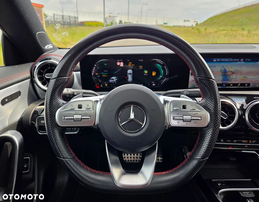 Mercedes-Benz CLA 250 e 8G-DCT AMG Line - 34