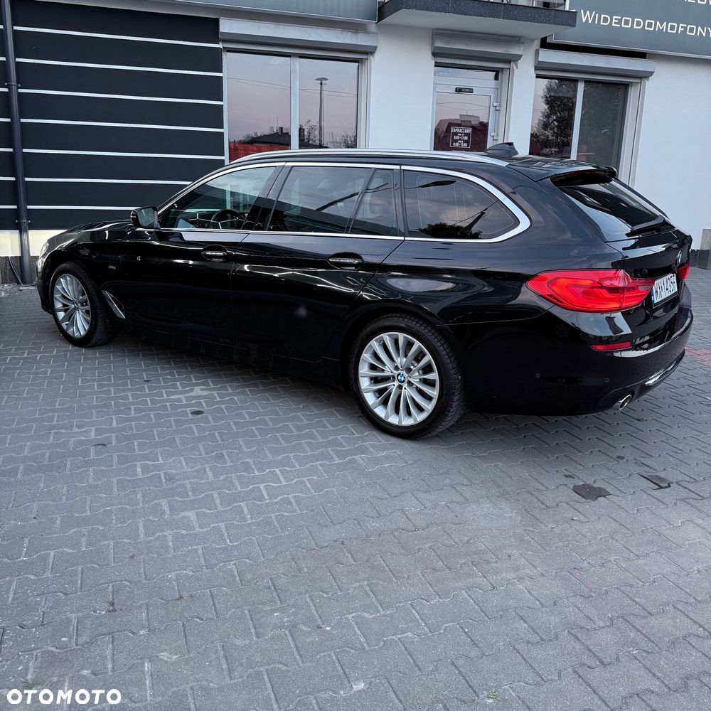 BMW Seria 5 520d Luxury Line - 38