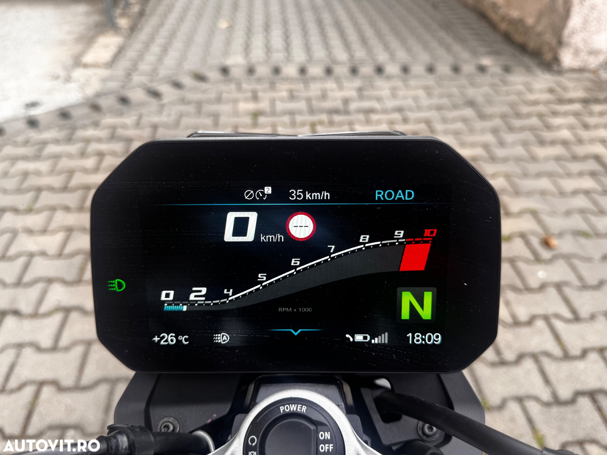 BMW F 900R Force - 4