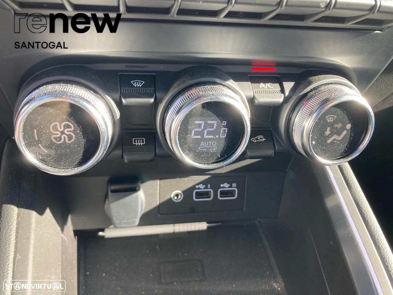 Renault Clio 1.0 TCe Techno Bi-Fuel - 19
