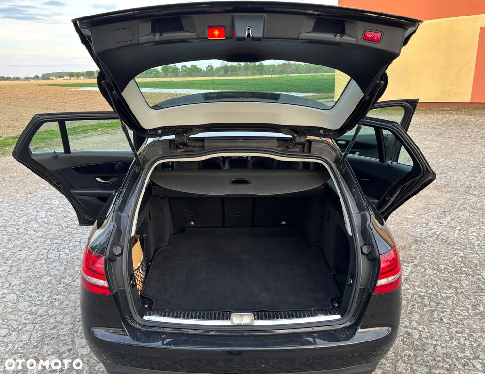 Mercedes-Benz Klasa C 200 (BlueTEC) d 7G-TRONIC Avantgarde - 16