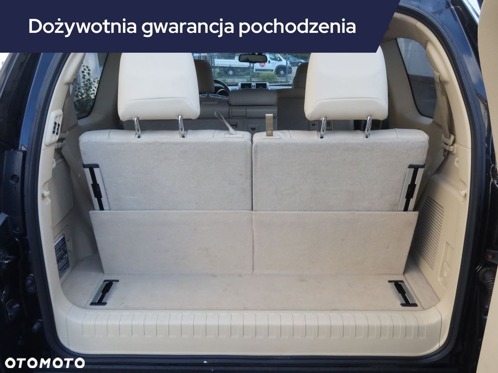 Toyota Land Cruiser - 21