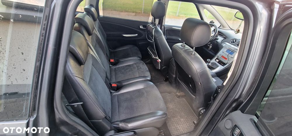 Ford S-Max 2.2 TDCi Titanium - 12