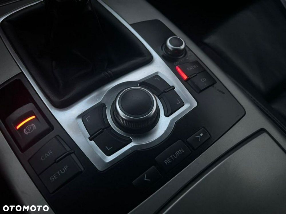 Audi A6 Avant 2.0 TDI - 14