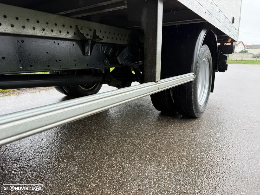 Iveco DAILY 35-140 PLATAFORMA ELEVATÓRIA - 31