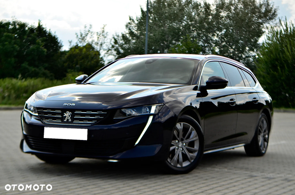 Peugeot 508 SW Plug-In Hybrid 225 e-EAT8 Allure Pack