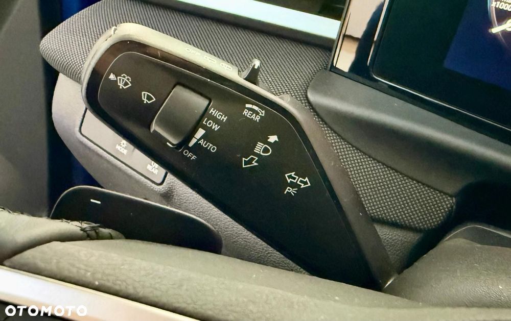 Volkswagen T-Roc - 17