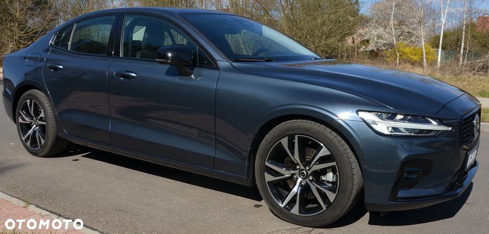 Volvo S60 B5 B R-Design - 11