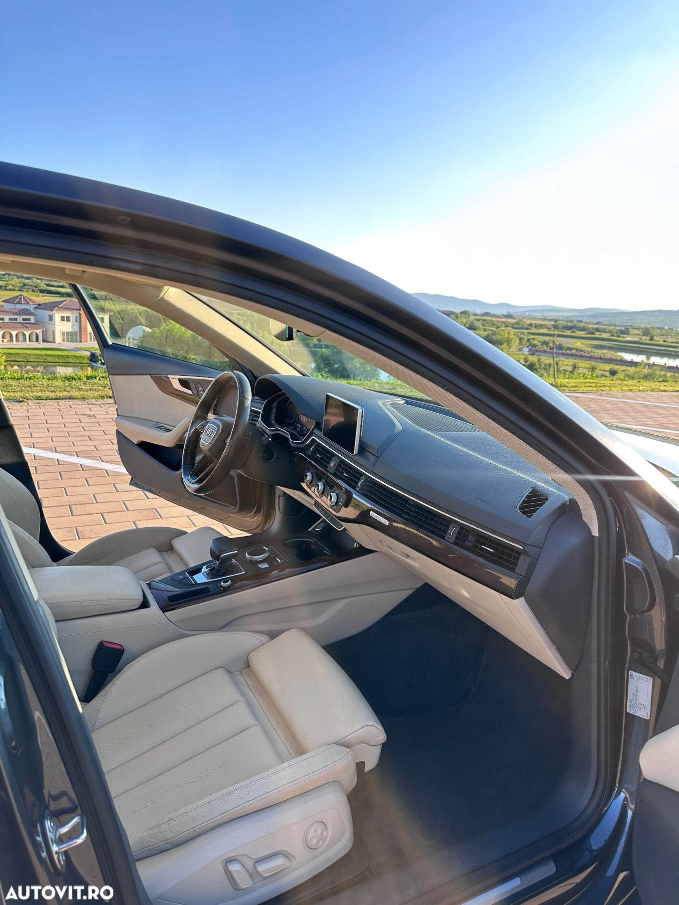 Audi A4 Avant 2.0 TDI S tronic quattro - 8