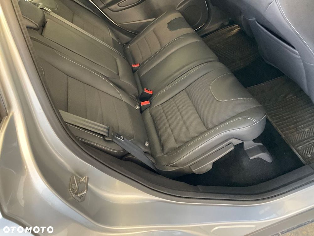 Ford Kuga 2.0 TDCi 4x4 Titanium - 7