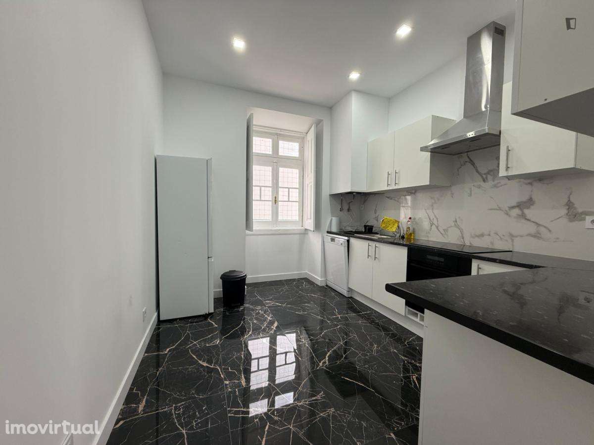 Quarto - localizado em Montes Claros Coimbra - Grande imagem: 3/6