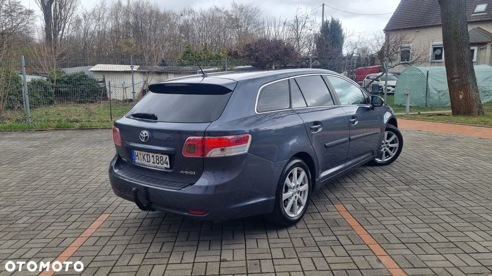 Toyota Avensis 1.8 Business Edition - 5