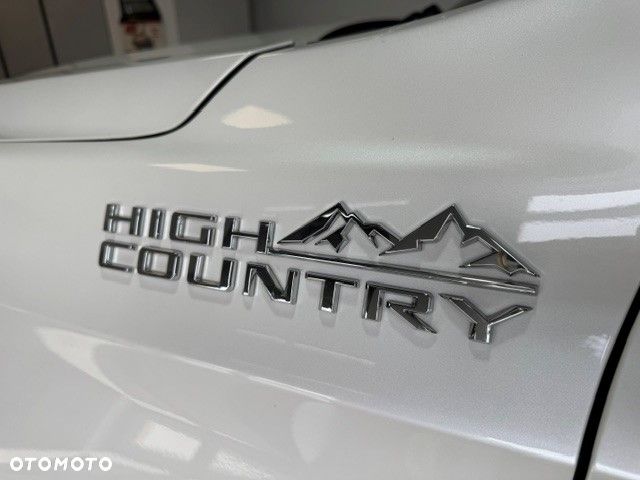 Chevrolet Suburban - 15