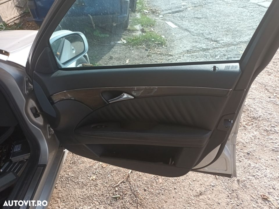 Dezmembrari  Mercedes-Benz E-CLASS (W211)  2002  > 2009 E 320 CDI (21 - 13