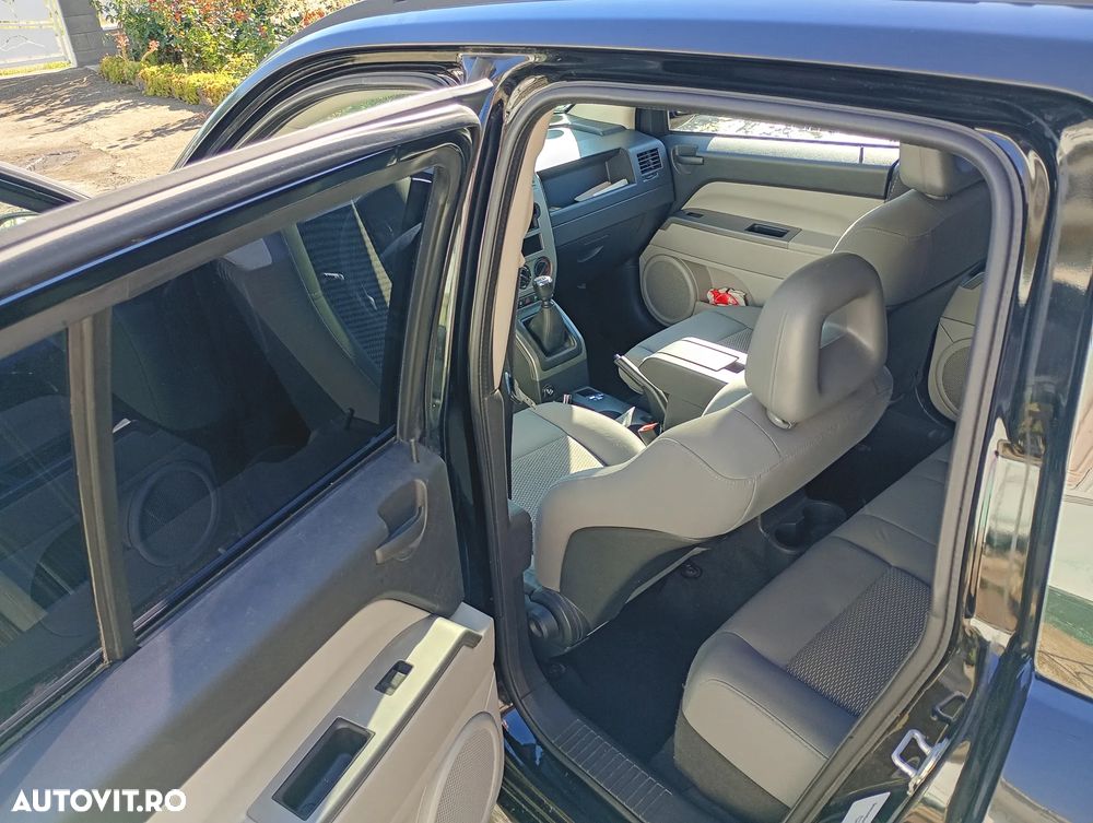 Jeep Compass - 4