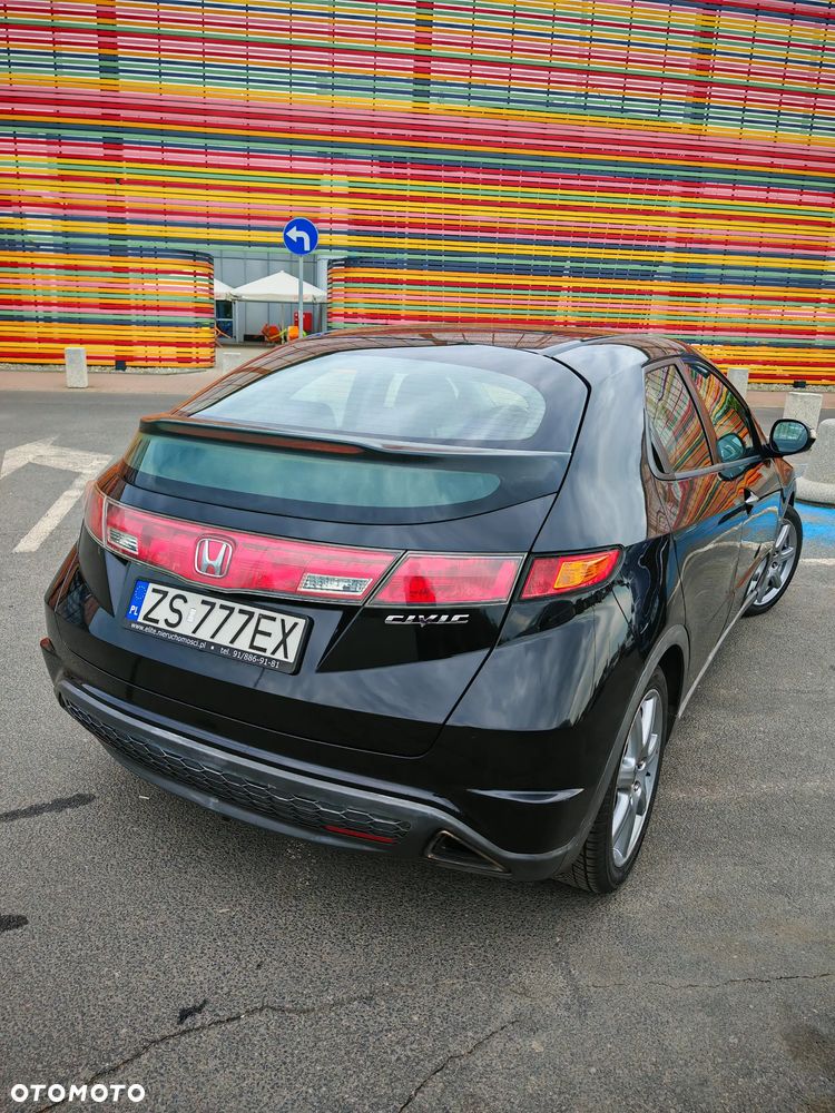 Honda Civic 1.8 Executive - 6
