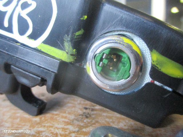 Airbag Banco 8200384691D RENAULT TWINGO 2 2013 1.2I 75CV 3P VERMELHO FE RENAULT TWINGO 2 2011 1.5DCI 75CV 3P PRETO FE RENAULT TWINGO 2013 1.2I 75CV 3P PRETO ESQ - 3