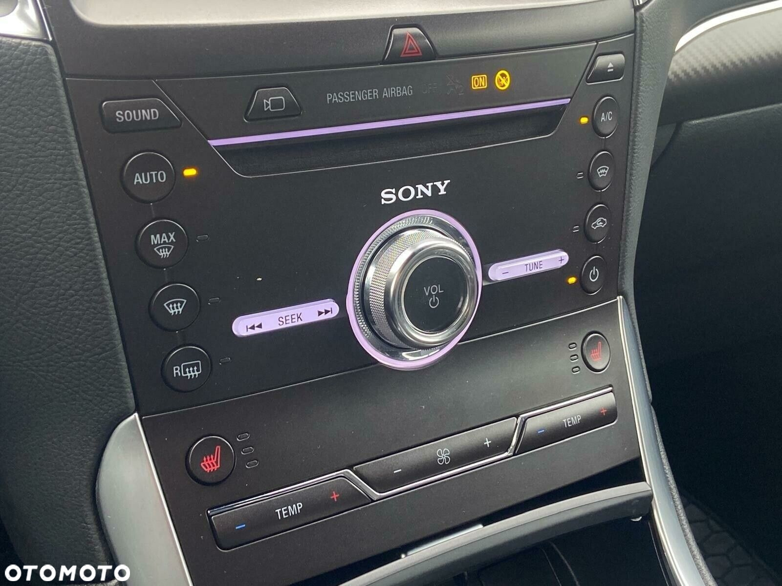 Ford S-Max - 23