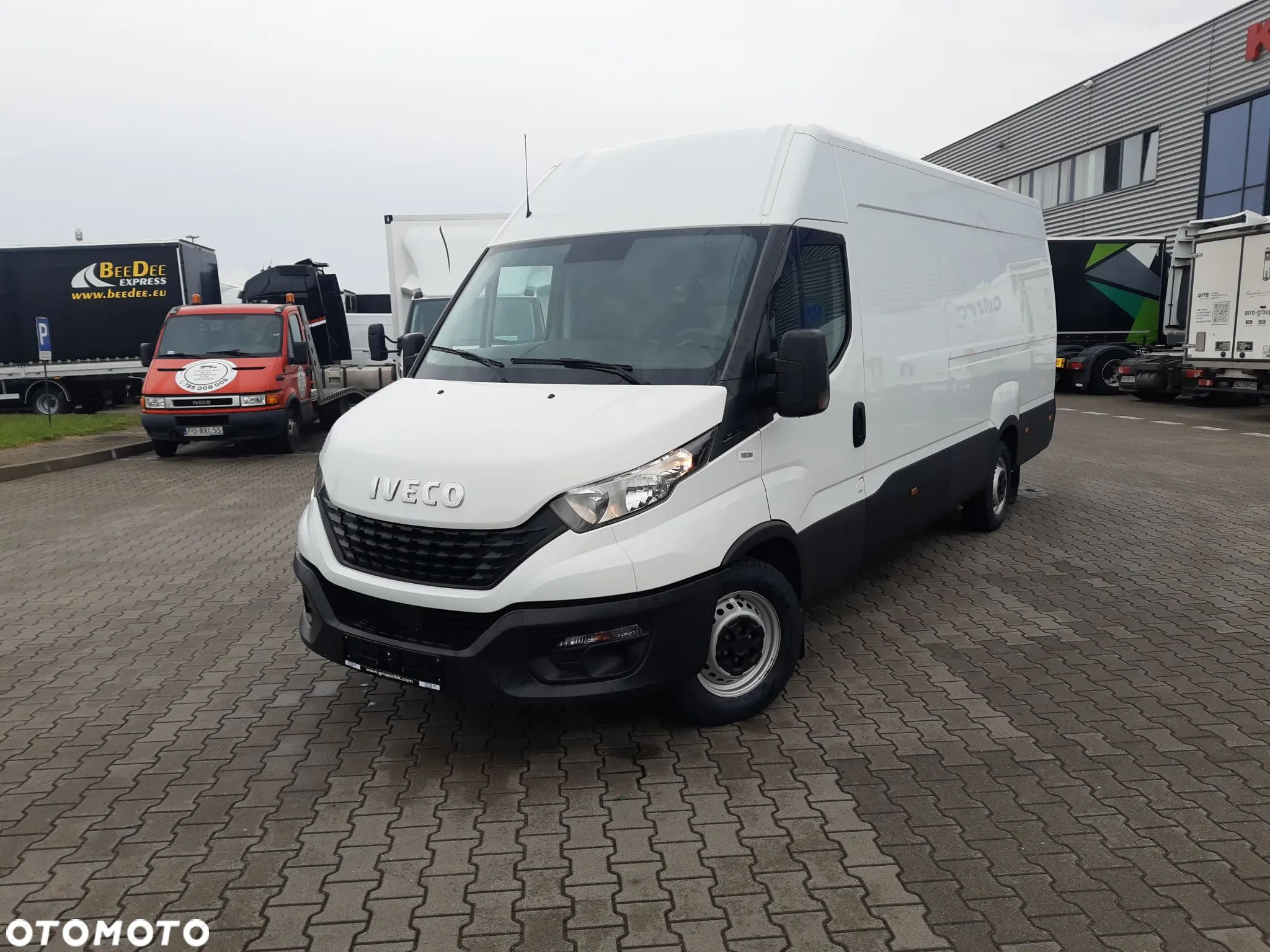 Iveco 35S16V(30440) - 1