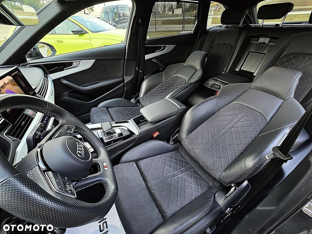 Audi A4 Avant 40 TDI quattro S tronic S line - 16