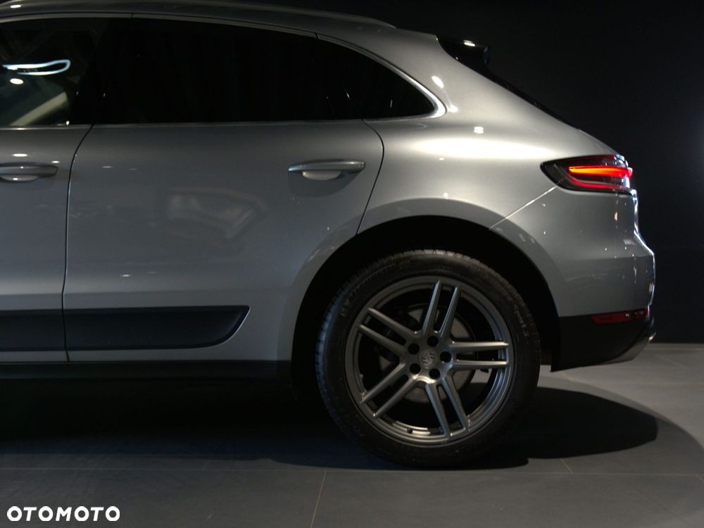 Porsche Macan Standard - 10