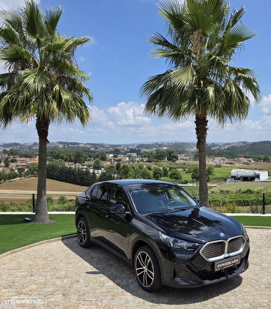 BMW iX2 eDrive20 - 19