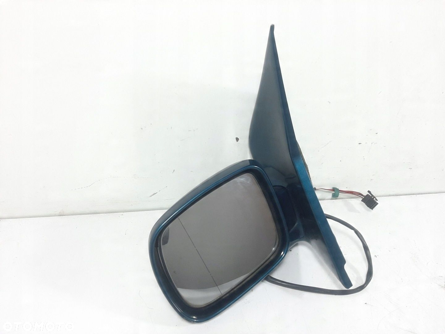 MERCEDES W638 V-KLASA 2.8 12V 98R LUSTERKO LEWE KOD 5560 5PIN 6388103116 - 3