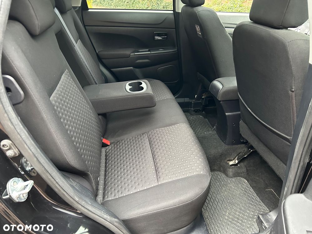 Mitsubishi ASX - 27