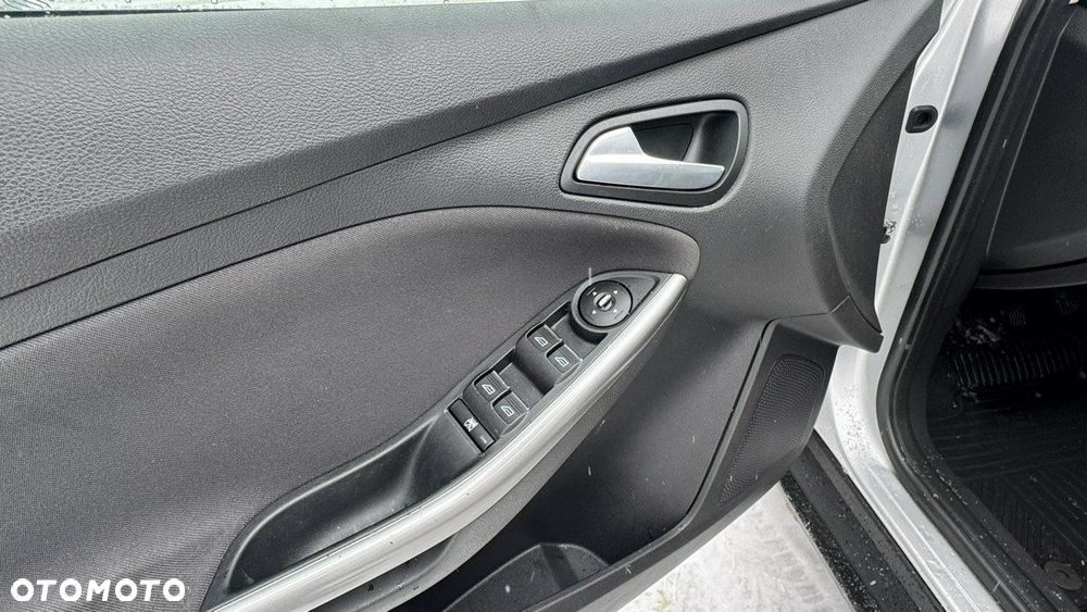 Ford Focus - 14