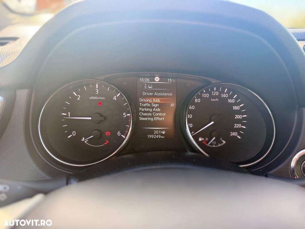 Nissan Qashqai - 14