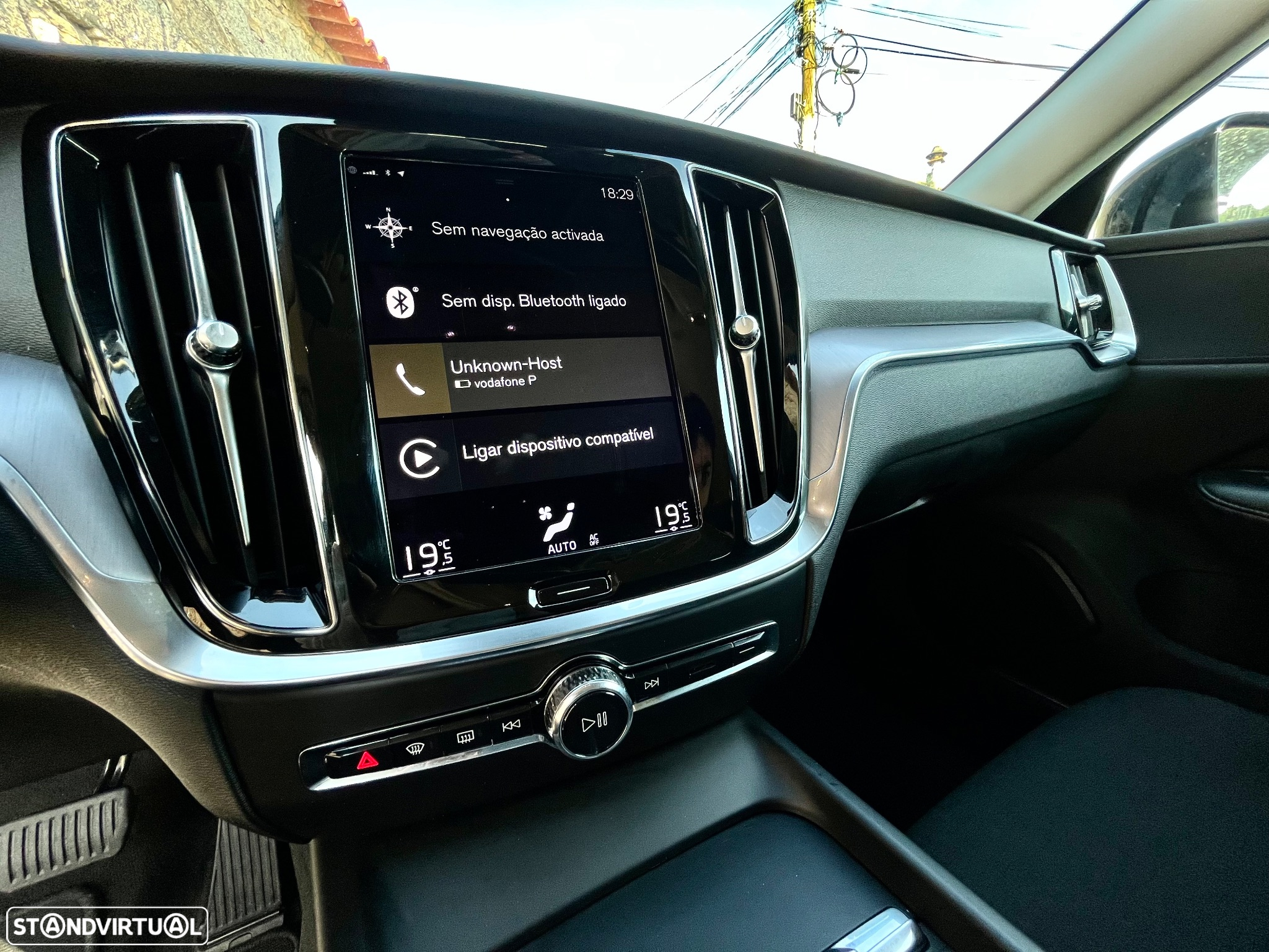 Volvo V60 2.0 B4 Momentum Geartronic - 7