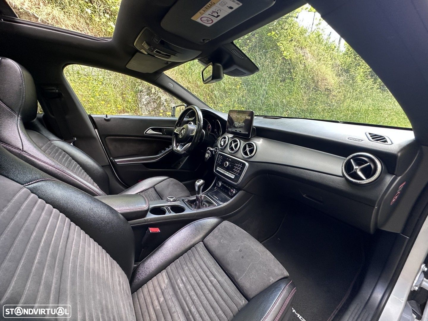 Mercedes-Benz CLA 200 d AMG Line - 20
