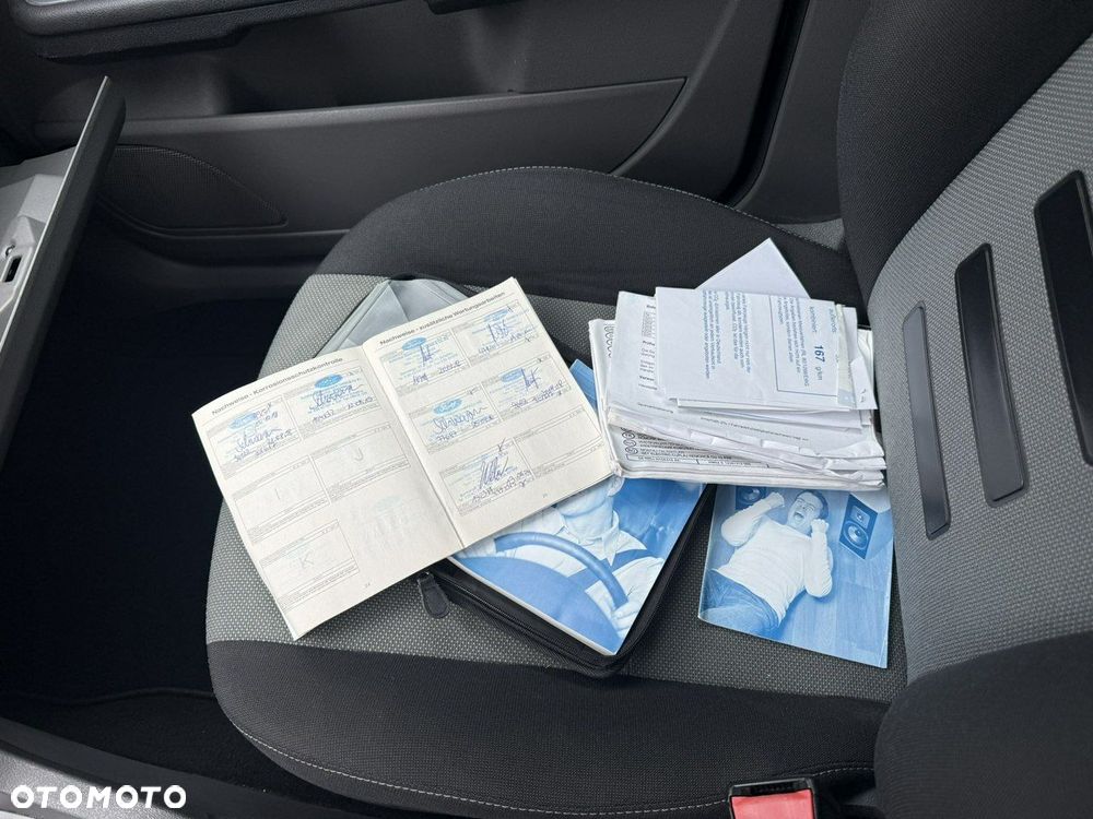 Ford Focus - 22