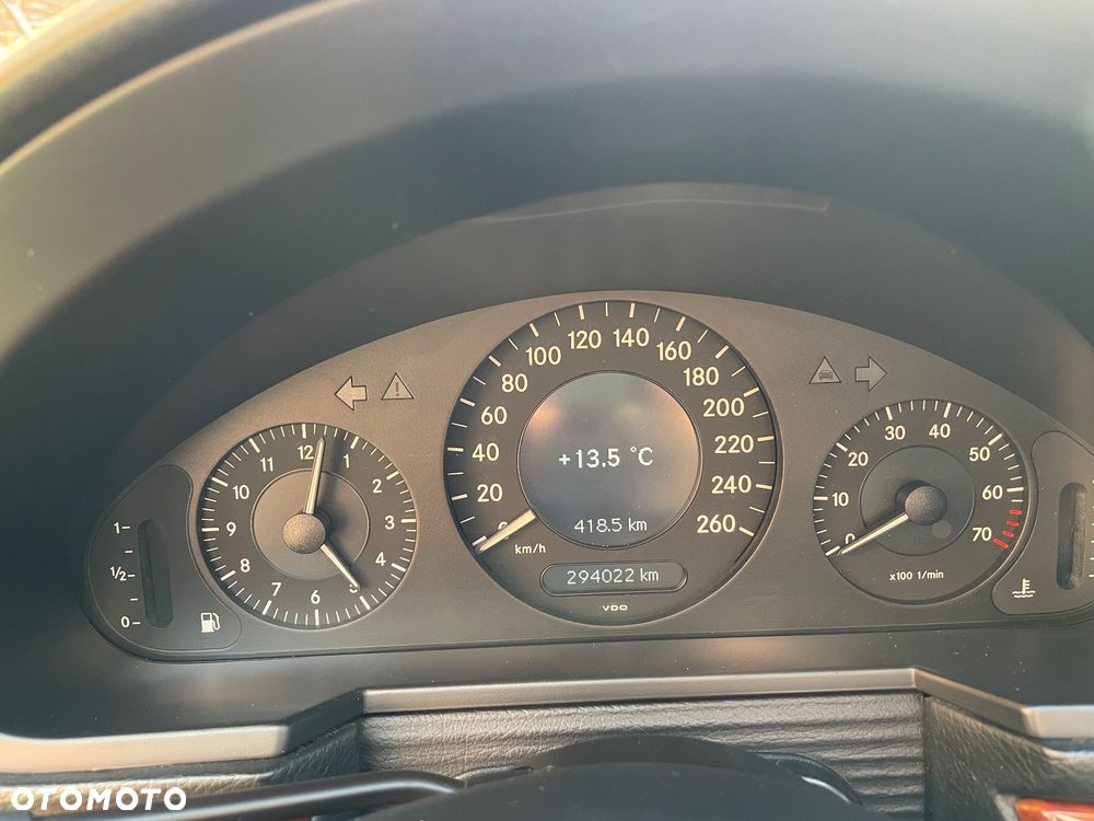 Mercedes-Benz Klasa E 200 Kompressor Classic - 8