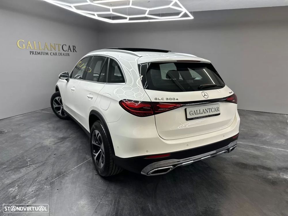 Mercedes-Benz GLC 300 e 4Matic - 11
