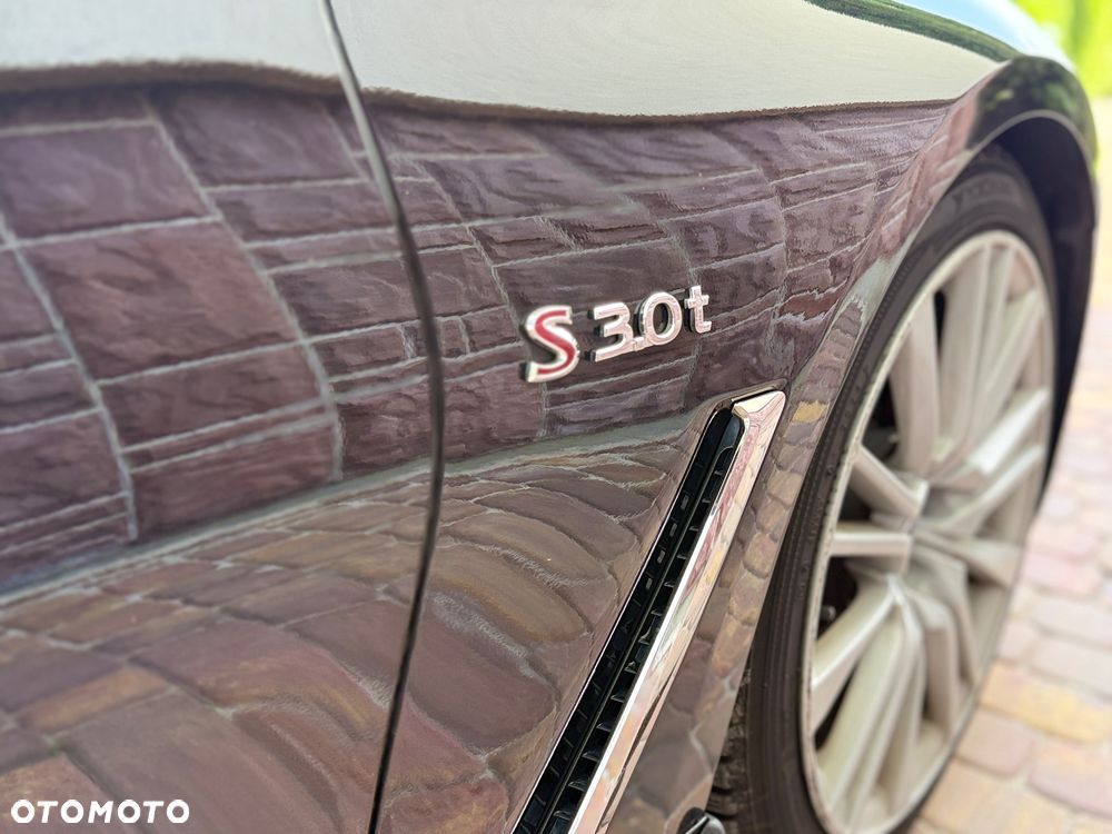 Infiniti Q60 - 40
