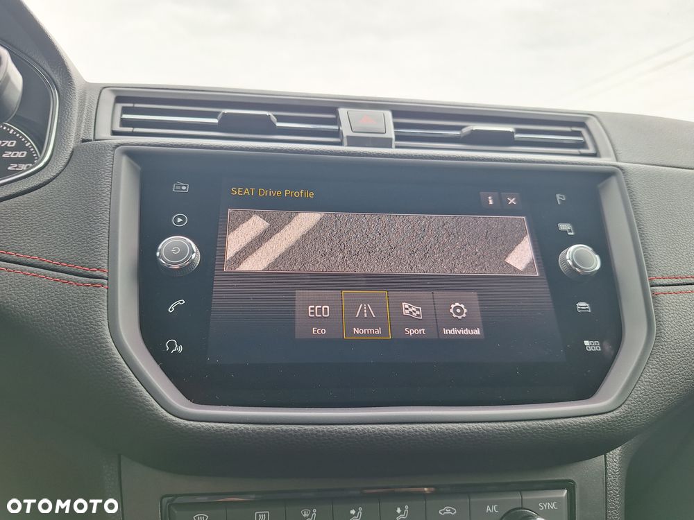 Seat Arona 1.5 TSI EVO FR - 14