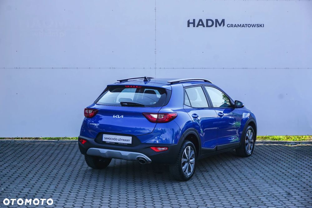 Kia Stonic 1.2 L - 8