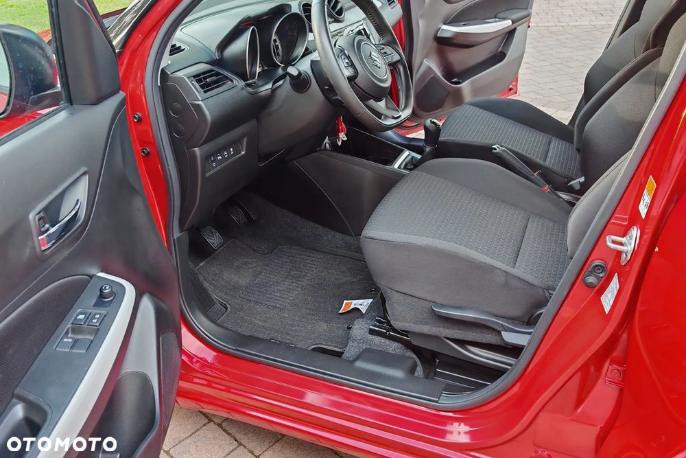 Suzuki Swift 1.2 Dualjet SHVS Premium Plus - 14