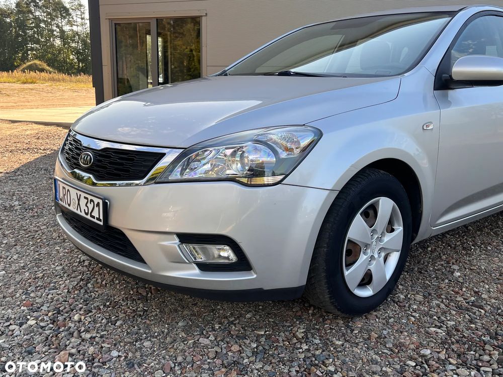 Kia Ceed 1.4 Comfort + - 33