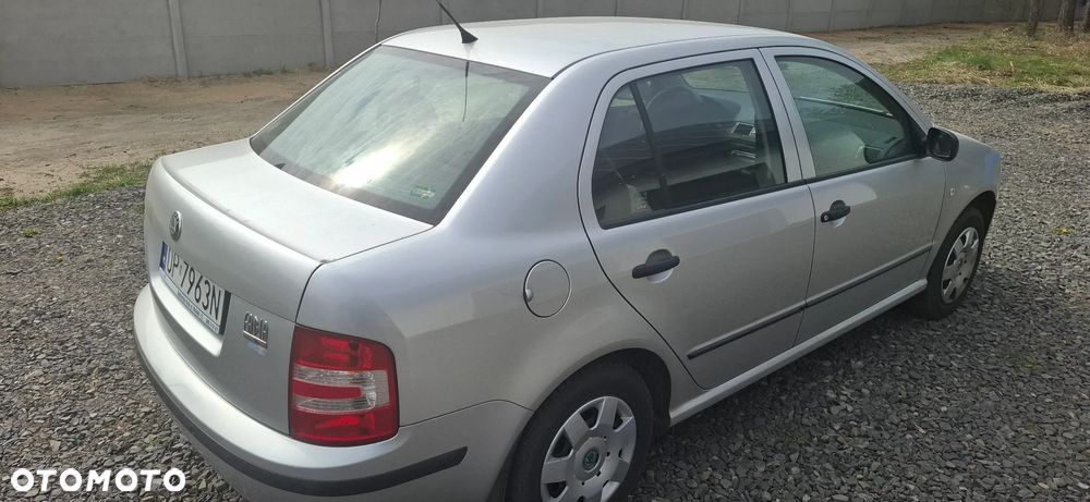 Skoda Fabia 1.4 16V Ambiente - 2