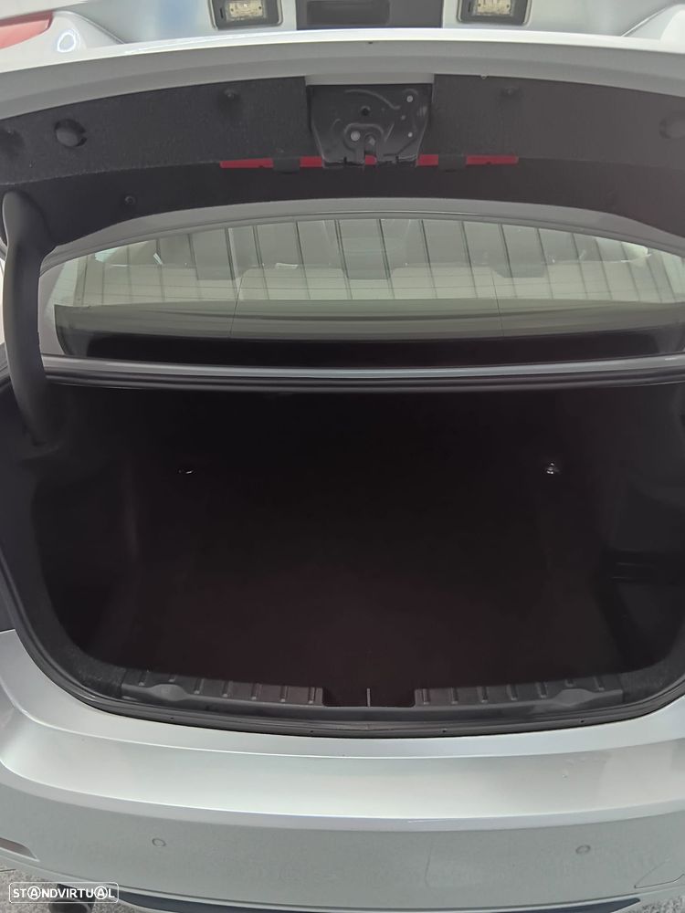 BMW 320 d Auto Line Sport - 5