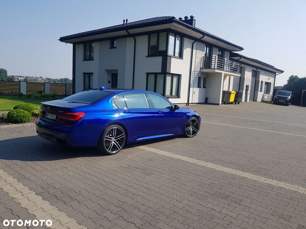 BMW Seria 7 750i - 3