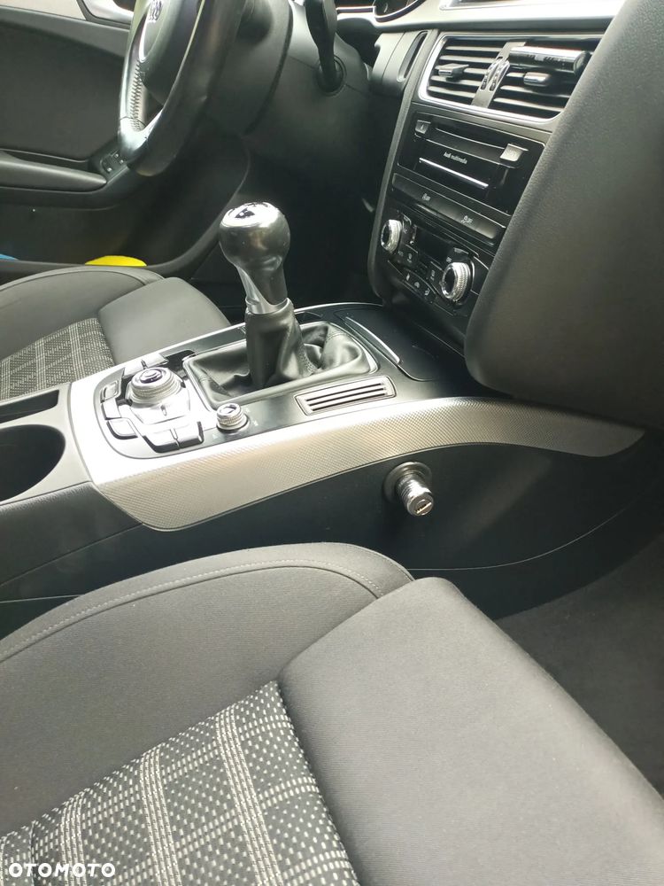 Audi A4 Avant - 13