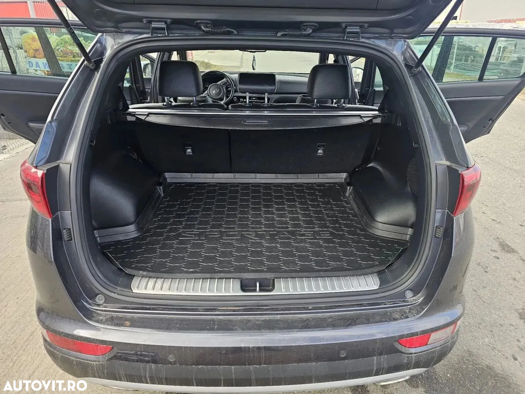 Kia Sportage 1.6 T-GDI 7DCT 4x4 GT Line - 12