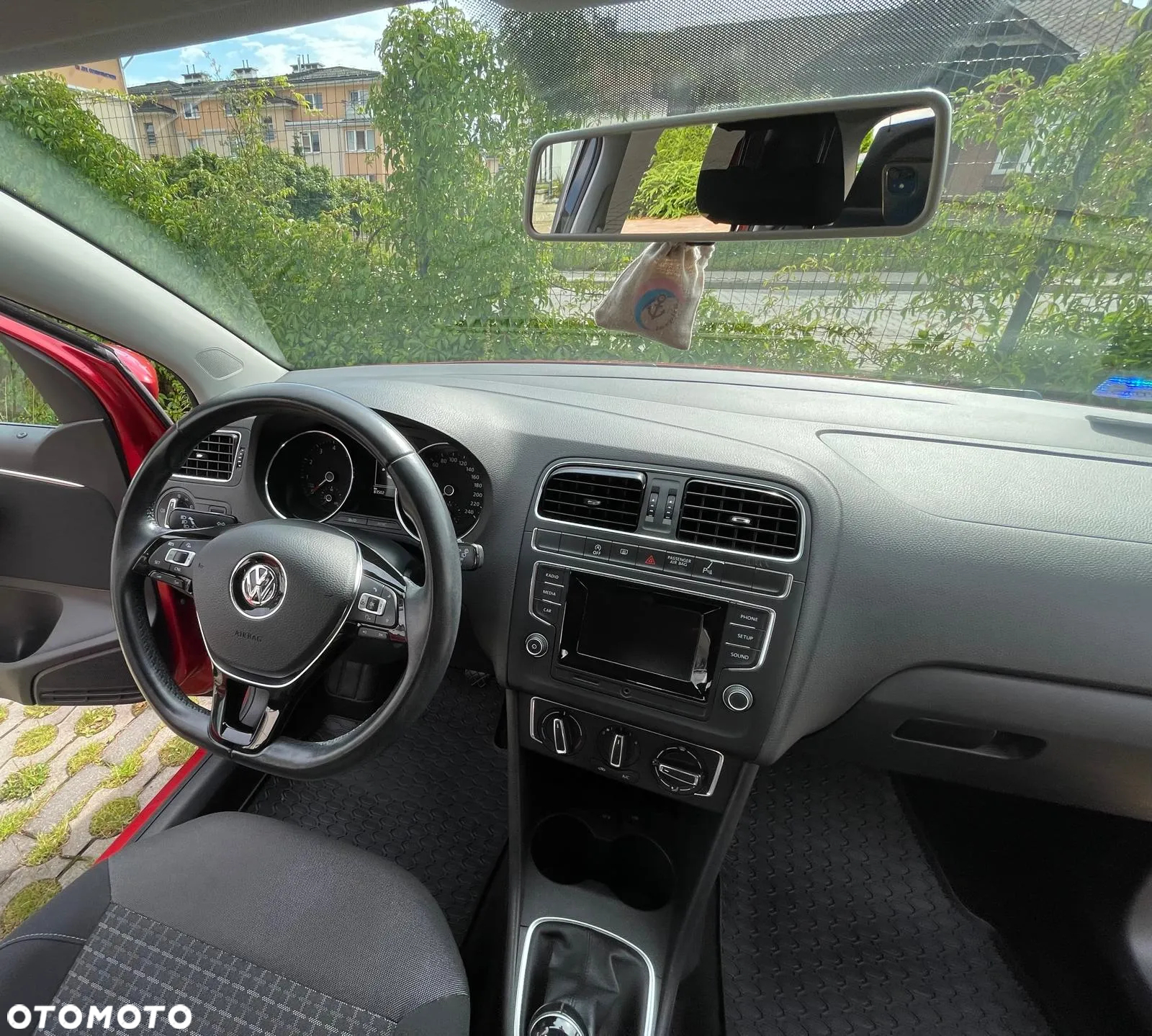 Volkswagen Polo 1.2 TSI BMT Comfortline - 12