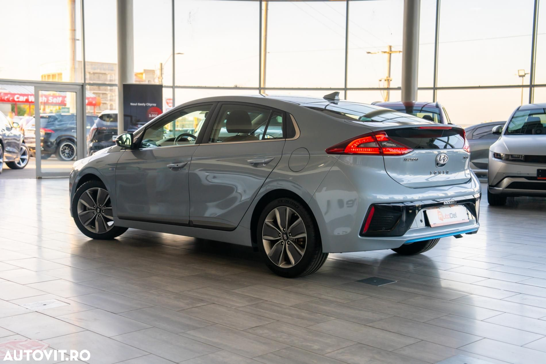 Hyundai IONIQ - 9