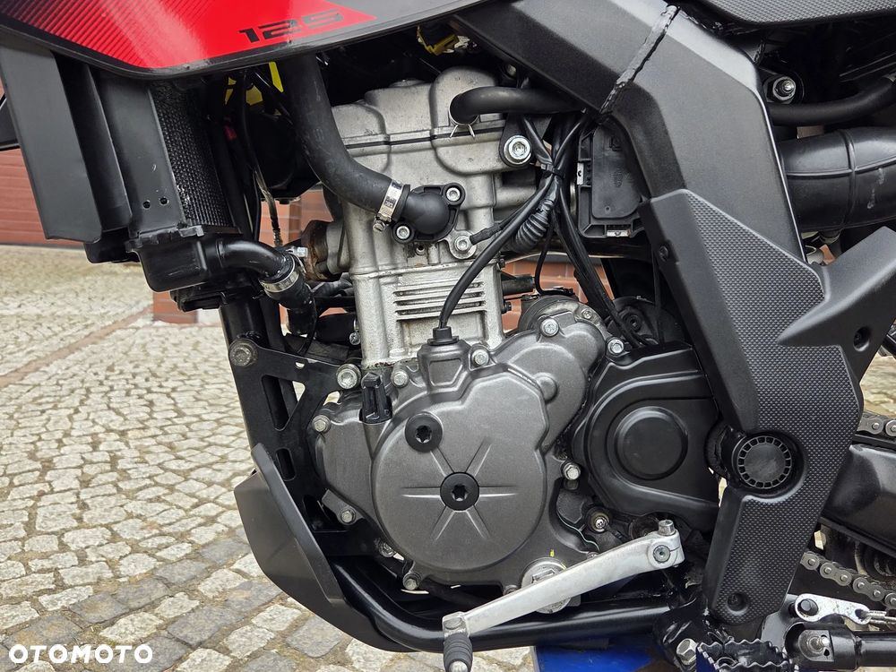 Aprilia SX - 12