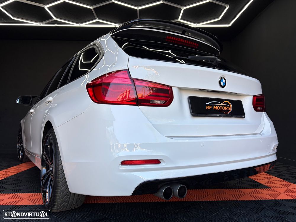 BMW 320 d Aut. Sport Line - 32